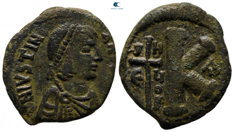 Justinian I AD 527-565. Theoupolis (Antioch)
Half follis Æ

26 mm., 2,25 g.
...