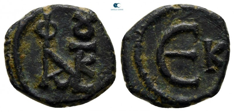 Justin II AD 565-578. Constantinople
Pentanummium Æ

13 mm., 1,61 g.

very ...