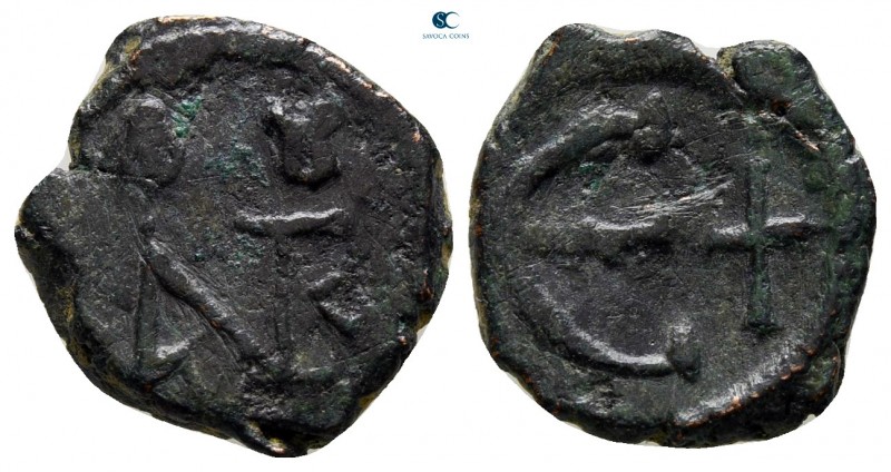 Justin II AD 565-578. Constantinople
Pentanummium Æ

14 mm., 1,85 g.

very ...