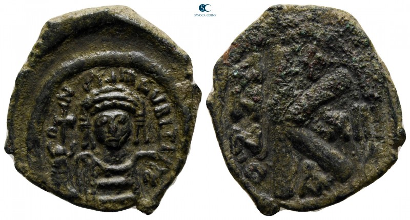 Maurice Tiberius AD 582-602. Nikomedia
Half follis Æ

24 mm., 4,96 g.

very...