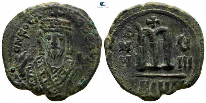 Phocas AD 602-610. Theoupolis (Antioch)
Follis Æ

28 mm., 9,56 g.

very fin...