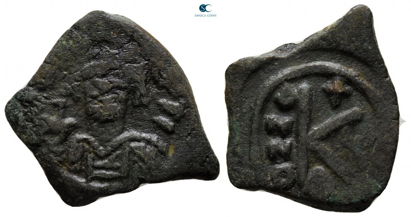 Heraclius AD 610-641. Cyzicus
Half follis Æ

25 mm., 4,27 g.

very fine