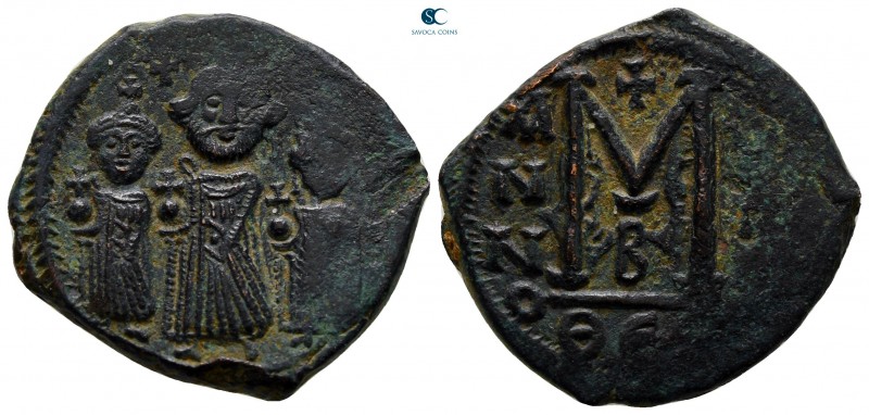 Heraclius & H.Constantine & Martina AD 610-641. Thessalonica
Follis Æ

26 mm....