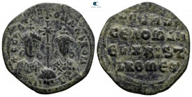 Constantine VII with Romanus II AD 945-959. Constantinople. Follis Æ