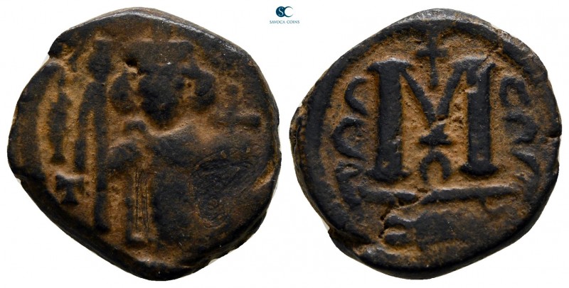 AD 685-692. Arab-Byzantine coinage. Emesa
Fals Æ

17 mm., 4,58 g.

very fin...