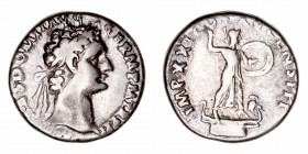 Domiciano
Denario. AR. Roma. (81-96). R/IMP. XXI COS. XV CENS. P.P.P. Minerva a der. sobre proa. 3.23g. RIC.157. Suave pátina. MBC.