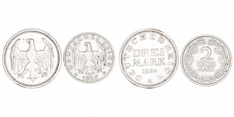 Alemania
AR. Lote de 2 monedas. 2 Marcos 1925 A y 3 Marcos 1924 A. KM.43. MBC.