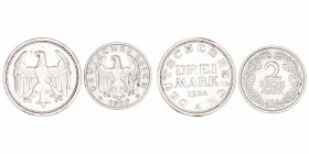 Alemania
AR. Lote de 2 monedas. 2 Marcos 1925 A y 3 Marcos 1924 A. KM.43. MBC.