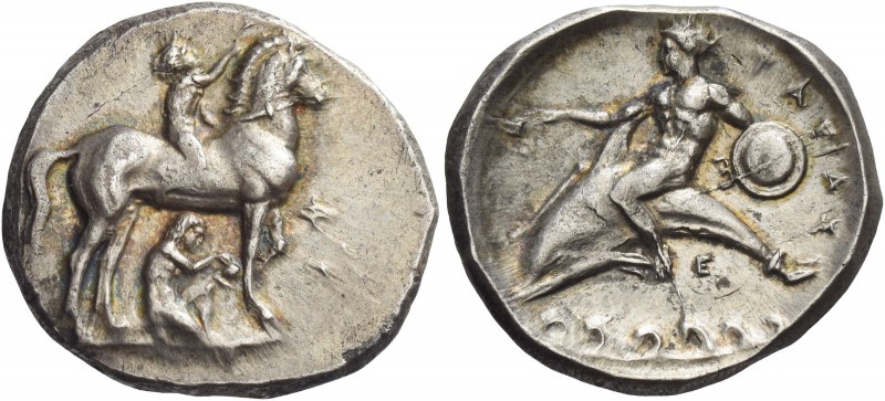 Calabria, Tarentum 
Nomos circa 340-325, AR 7.93 g. Horse standing r. crowned b...