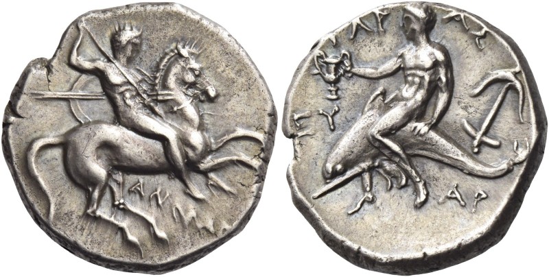 Calabria, Tarentum 
Nomos circa 302-231, AR 7.68 g. Horseman advancing r., hold...