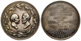 Entrée à Paris, Dresde, 1815, AG 13.73 g. 36.5 mm par Loos,
Avers : BLUCKER WELLINGTON 
Revers : DER ENTSCHEIDENDEN HELDEN-SCHLACHT GLORREICHE VOLLEND...