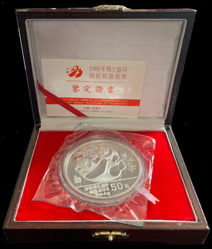 China Volksrepublik 50 Yuan, 5 oz Silber, 1989, Panda auf dem Rücken liegend mit...