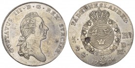 SCHWEDEN Gustav III. 1771-1792. Taler 1776. Variante Kreuz auf Krone weit entfernt von Umschrift. 29,12 g. SM 43 var. Sehr schön-vorzüglich.