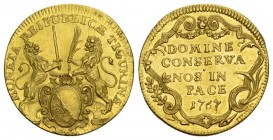 Zürich Doppeldukat 1767. Von zwei Löwen flankiertes Wappen. Rv. Verzierte Kartusche mit Jahreszahl und Inschrift. 6,90 g. HMZ 2-1160ee.sehr 
selten vo...