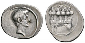 Kaiserzeit
Augustus 27 v. Chr. -14 n. Chr.
Denar 29-27 v. Chr. -Münzstätte in Italien-. Bloße Büste nach rechts / Triumphbogen, darauf Kaiser in Qua...