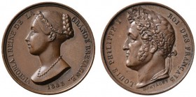 Großbritannien
Victoria 1837-1901
Kleine Bronzemedaille 1843 von Montagny, auf ihren Besuch in Frankreich. Büste der Königin mit Perlenkette und Dia...