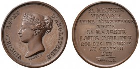 Großbritannien
Victoria 1837-1901
Kleine Bronzemedaille 1843 von Borrel, auf ihren Besuch in Frankreich. Büste der Königin mit Diadem nach links / Z...