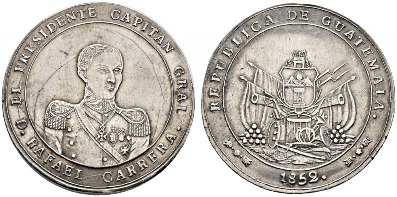 Guatemala
Silbermedaille 1852 unsigniert, wohl auf die Ernennung Guatemalas zur...