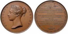 Indien-Britisch Indien und East India Company
Victoria 1837-1901
Bronzemedaille 1860 unsigniert (geprägt in Calcutta nach W. Wyon), auf die Eröffnun...