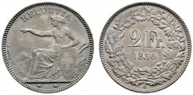 Schweiz-Eidgenossenschaft
2 Franken 1850 -Paris-. Sitzende Helvetia. DT 302, HMZ 2-1201a.
Prachtexemplar mit herrlicher Patina, vorzüglich-Stempelgl...