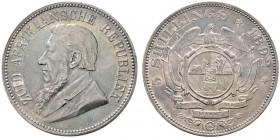 Südafrika
Republik
5 Shillings 1892. Ohm Krüger. KM 8.1.
selten in dieser Erhaltung, feine Patina, winzige Kratzer, vorzüglich-Stempelglanz