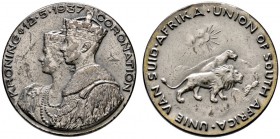 Südafrika
Britisch
Versilberte Bronzemedaille 1937 unsigniert, auf die Krönung des Königs George VI. von Groß­britannien. Die Brustbilder des Königs...