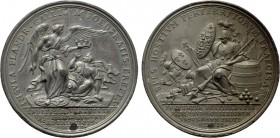 RÖMISCH-DEUTSCHES REICH. Habsburg. Joseph I (1705-1711). Auf die Einnahme von Lille durch Prinz Eugen und den Herzog von Marlborough. Zinnmedaille (17...