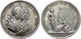 RÖMISCH-DEUTSCHES REICH. Habsburg. Maria Theresia (1740-1780). Auf die Einnahme von Schweidnitz im Siebenjährigen Krieg. Silbermedaille (1761) von A. ...