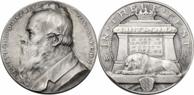Germany. Luitpold, Prince regent (1886-1912). AR Medal, Nuremberg mint, 1912. D/ Bust left. R/ Sarcophagus, crowned; before, grieving lion; below, coa...