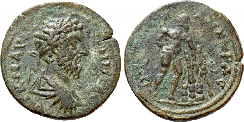 GALATIA. Ancyra. Commodus (177-192). Ae. 

Obv: ΑVΤ Κ Μ ΑVΡ(Η) ΚOΜΜOΔOϹ . 
La...