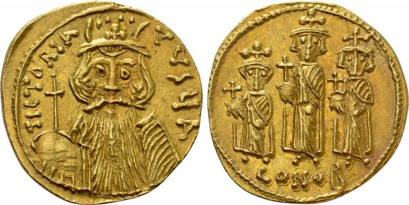 CONSTANS II (641-668). GOLD Solidus. Constantinople. 

Obv: VICTORIA AVGЧ A . ...