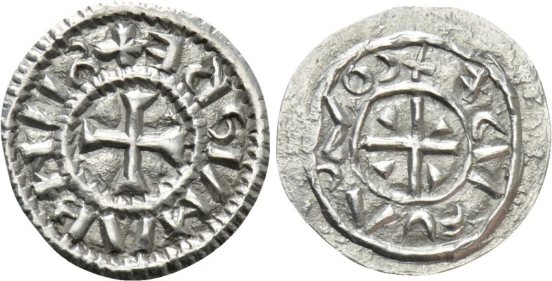 HUNGARY. Coloman (1095-1116). Denar. 

Obv: Cross.
Rev: Cross with pseudo-leg...