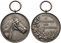 Bayern
Freistaat 1918-1933
Tragbare, versilberte Bronzemedaille o.J. unsigniert. Prämie für anerkannte Zuchtleistung. Pferdekopf nach rechts / Fünf ...