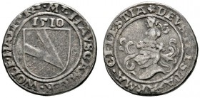 Nürnberg, Stadt
Silbermedaille 1510 auf den kaiserlichen Hauskämmerer Wolf von Haller. Das Haller'sche Wappen, darüber die Jahreszahl / Helm mit Helm...