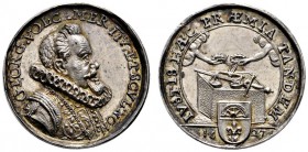Nürnberg, Stadt
Silbermedaille 1627 unsigniert, auf Georg Volckamer (1560-1633). Dessen bärtiges, barhäuptiges Brustbild mit Mühlsteinkragen im Harni...