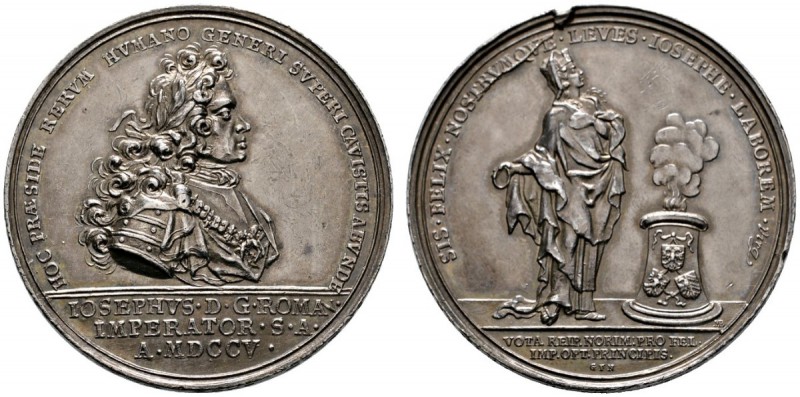 Nürnberg, Stadt
Silbermedaille 1705 von M. Brunner, auf die Huldigung der Stadt...