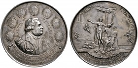 Nürnberg, Stadt
Silbermedaille 1730 von Martin Holzhey, auf die 200-Jahrfeier der Augsburger Konfession. Brustbild Martin Luthers nach rechts, darübe...