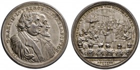 Nürnberg, Stadt
Silbermedaille 1730 von P.P. Werner, auf den gleichen Anlass. Stempelgleich wie vorher / Der thronende Kaiser Karl V. vor diskutieren...