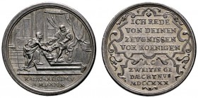 Nürnberg, Stadt
Silberabschlag vom Doppeldukat 1730 von S. Dockler, auf den gleichen Anlass. Der thronende Kaiser überreicht der knienden Religio die...