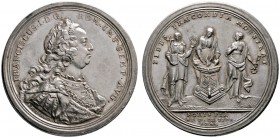 Nürnberg, Stadt
Silbermedaille 1746 von A.R. Werner, auf die Huldigung der Stadt für Kaiser Franz I. Belorbeertes Brustbild des Kaisers mit Allongepe...