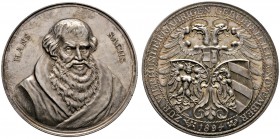 Nürnberg, Stadt
Silbermedaille 1894 von L.Chr. Lauer, auf den 400. Geburtstag von Hans Sachs. Offizielle Medaille für Teilnehmer am Festzug. Bärtiges...