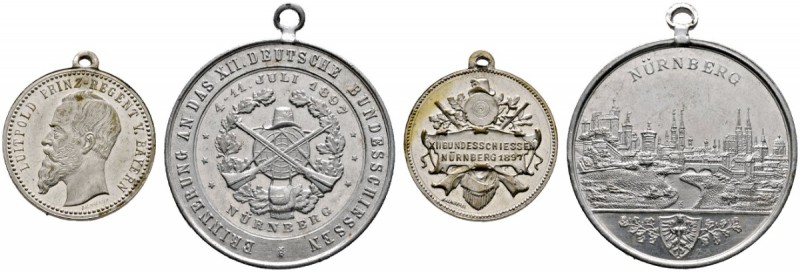 Nürnberg, Stadt
Lot (2 Stücke): Tragbare Medaillen in Aluminium und Bronze 1897...