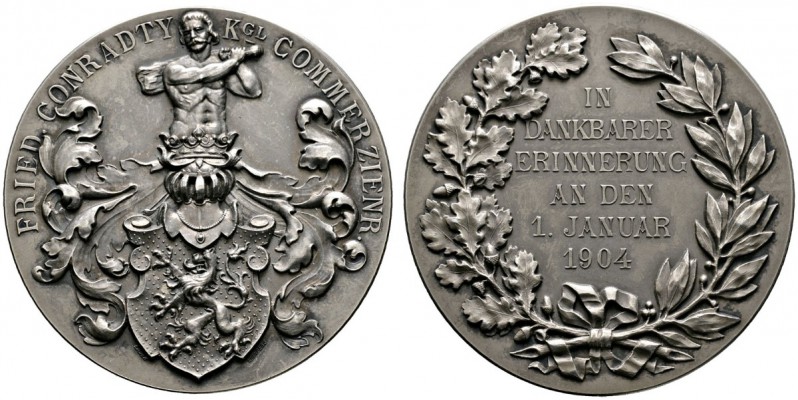 Nürnberg, Stadt
Mattierte Silbermedaille 1904 von Lauer, auf die Ernennung Frie...