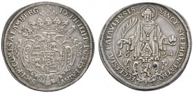 Passau, Bistum
Johann Philipp Graf von Lamberg 1689-1712
1/2 Taler 1694 -Regensburg-. Vierfeldiges, gekröntes Wappen mit Mittelschild, über und unte...