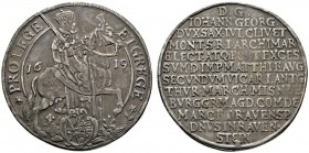 Sachsen-Albertinische Linie
Johann Georg I. 1615-1656
Taler 1619 -Dresden-. Auf das Vikariat. Clauss/Kahnt 290, Slg. Mers. 910, Schnee 838, Dav. 759...
