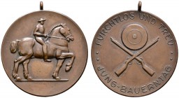 Württemberg
Freistaat 1919-1933
Tragbare, bronzene Prämienmedaille o.J. (verliehen 1924/25-1925/26). Sogen. Jungbauern-Schießpreis. Bauer zu Pferd n...