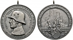 Schützenmedaillen einzelner Städte
Lörrach
Tragbare, versilberte Bronzemedaille 1936 unsigniert, auf das Kreis-Eröffnungsschießen. Brustbild eines S...
