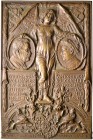 MEDAILLEN VON KARL GOETZ
Einseitige, hohl gegossene Bronzeplakette 1911 auf den Tod von Antonie Volckamer von Kirchen­sittenbach. Ein Engel hält zwei...