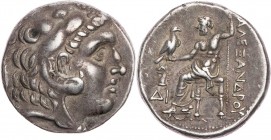 MAKEDONIEN, KÖNIGREICH
Alexander III., 336-323 v. Chr. AR-Tetradrachme 310-275 v. Chr. (postum) unbest. Mzst. in Griechenland Vs.: Kopf des Herakles ...