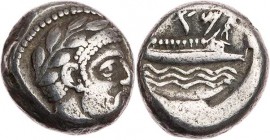 PHOENIZIEN ARADOS
 AR-1/3 Stater 380-351/0 v. Chr. Vs.: Kopf des Ba'al Arwad (Auge mit Pupille) mit Lorbeerkranz n. r., Rs.: "M A", Galeere über Well...